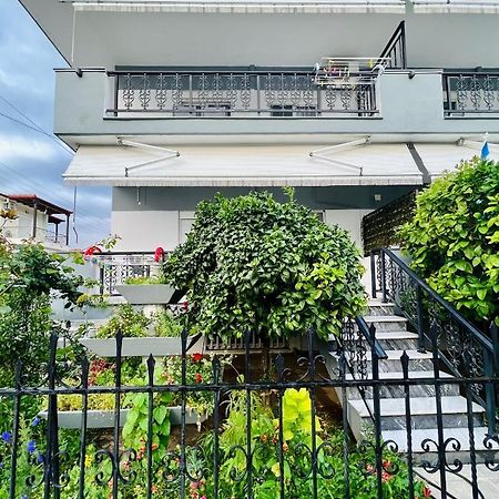 Atlantis Apartments Nea Vrasna Ngoại thất bức ảnh