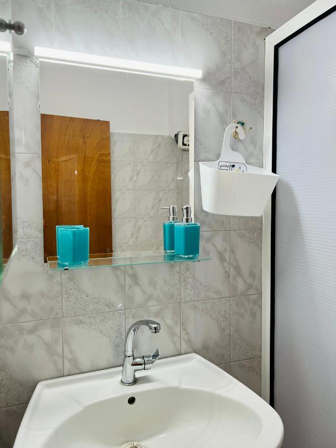 Atlantis Apartments Nea Vrasna Ngoại thất bức ảnh