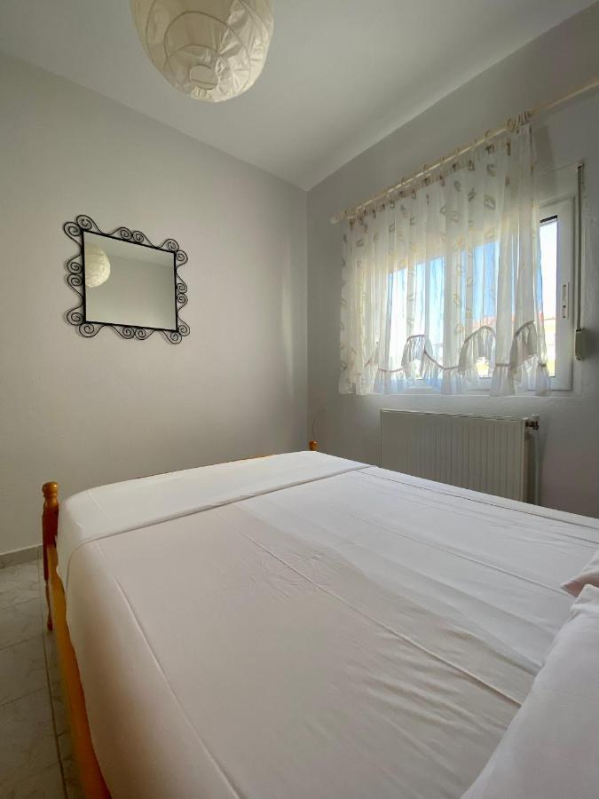Atlantis Apartments Nea Vrasna Ngoại thất bức ảnh