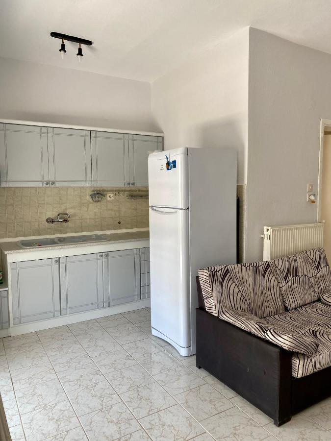 Atlantis Apartments Nea Vrasna Ngoại thất bức ảnh